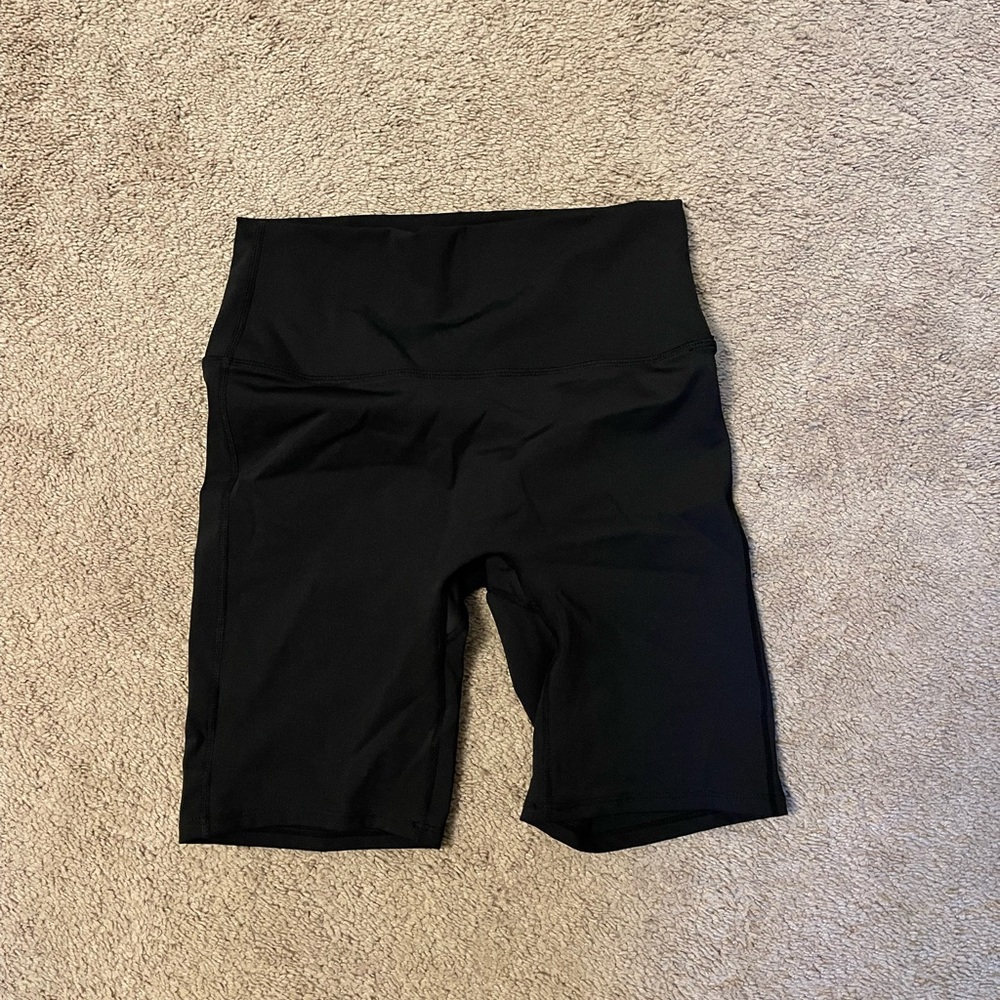 8” biker shorts